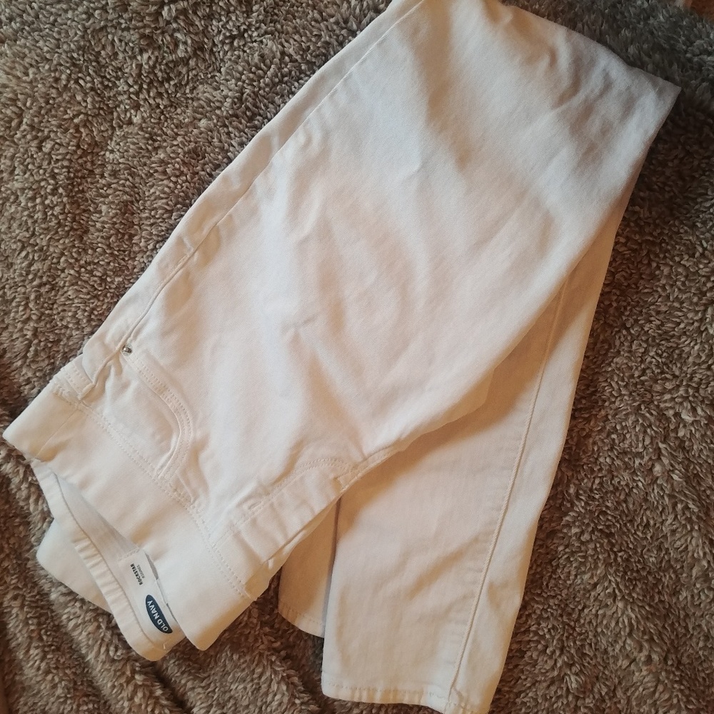 White Old Navy Rockstar Skinny jeggings